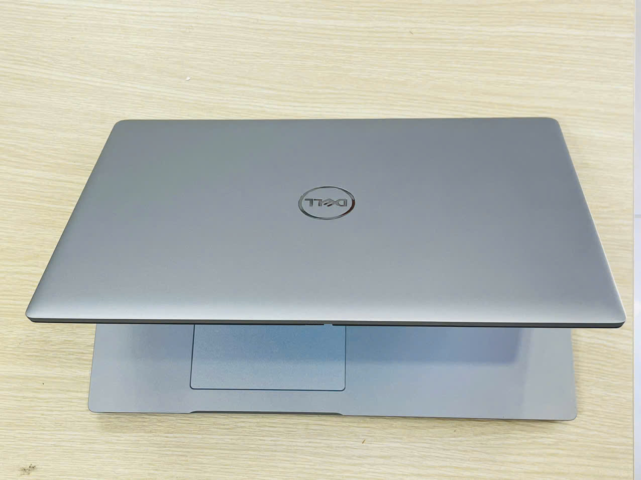 laptop dell precision 3561 chuyên thiết kế đồ họa